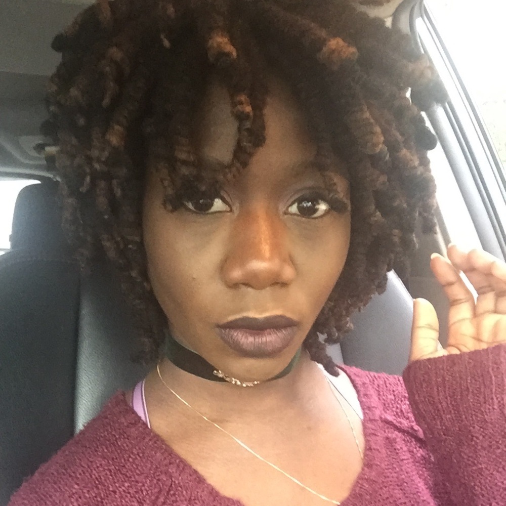 Meet your Posher, Zakiya